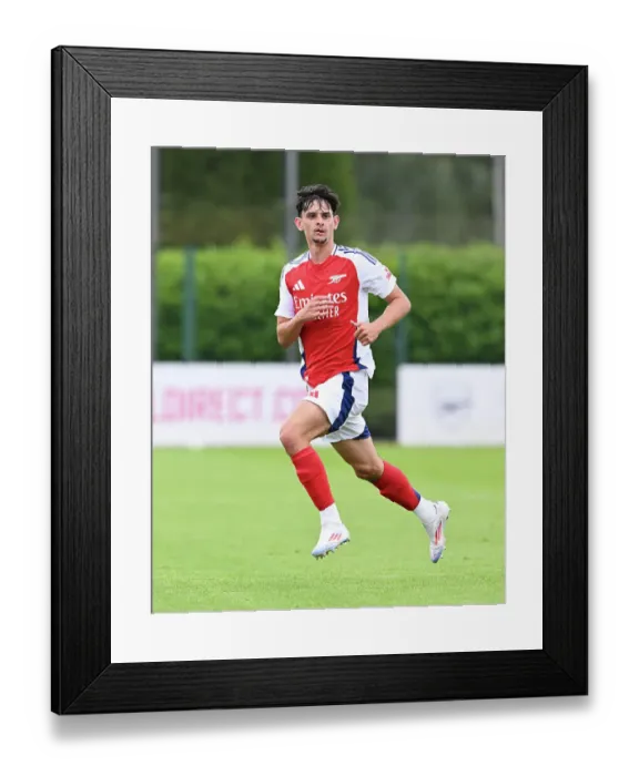 Framed Print : Arsenal XI v Leyton Orient XI: Pre-Season Friendly