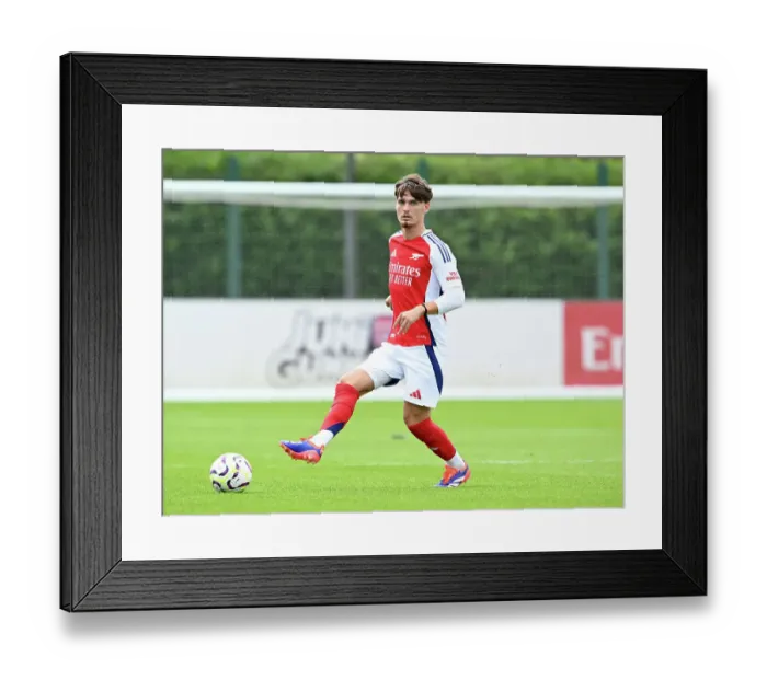 Framed Print : Arsenal XI v Leyton Orient XI: Pre-Season Friendly