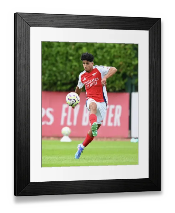 Framed Print : Arsenal XI v Leyton Orient XI: Pre-Season Friendly