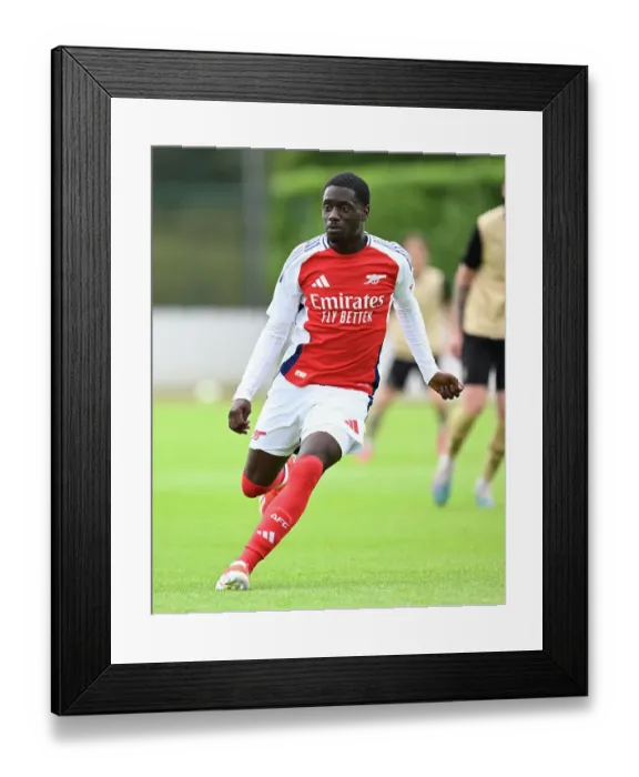 Framed Print : Arsenal XI v Leyton Orient XI: Pre-Season Friendly