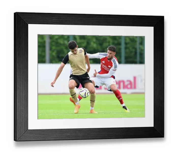 Framed Print : Arsenal XI v Leyton Orient XI: Pre-Season Friendly