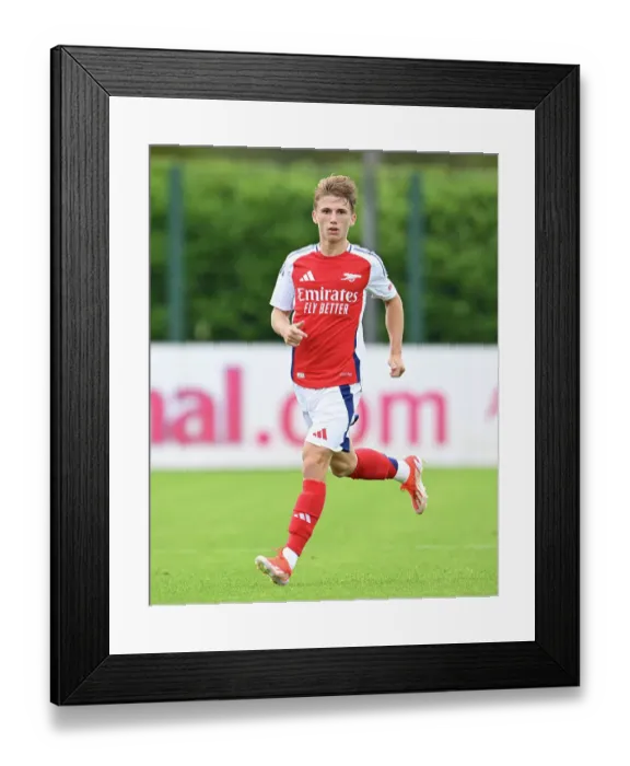 Framed Print : Arsenal XI v Leyton Orient XI: Pre-Season Friendly Framed Print : Arsenal XI v Leyton Orient XI: Pre-Season Friendly