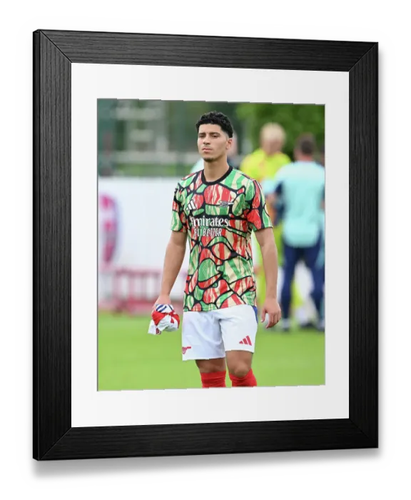 Framed Print : Arsenal XI v Leyton Orient XI: Pre-Season Friendly