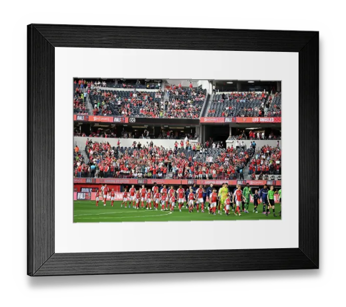 Framed Print : Arsenal FC v Manchester United - Pre-Season Friendly Framed Print : Arsenal FC v Manchester United - Pre-Season Friendly