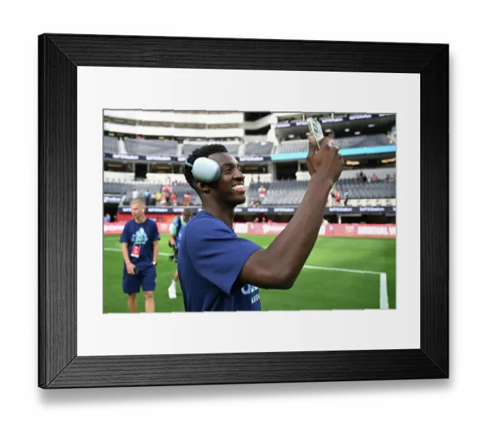 Framed Print : Arsenal FC v Manchester United - Pre-Season Friendly