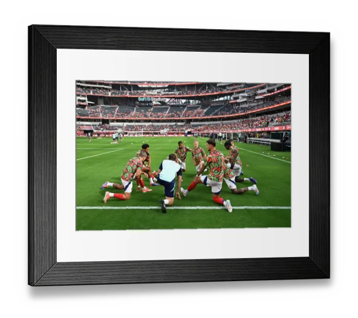 Framed Print : Arsenal FC v Manchester United - Pre-Season Friendly Framed Print : Arsenal FC v Manchester United - Pre-Season Friendly