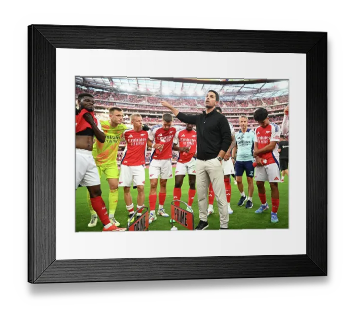 Framed Print : Arsenal FC v Manchester United - Pre-Season Friendly