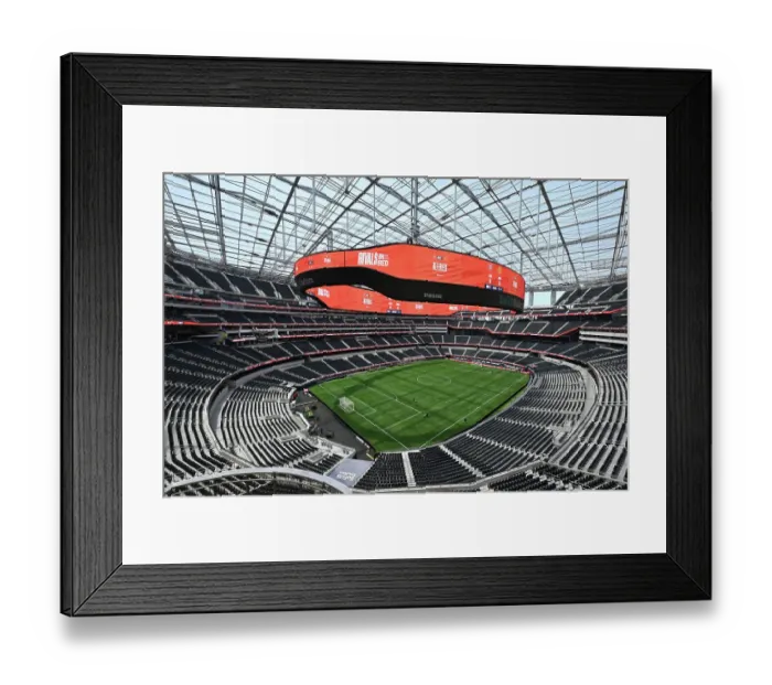 Framed Print : Arsenal FC v Manchester United - Pre-Season Friendly Framed Print : Arsenal FC v Manchester United - Pre-Season Friendly