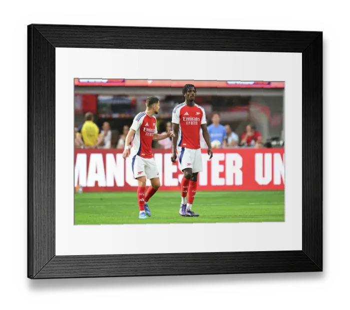 Framed Print : Arsenal FC v Manchester United - Pre-Season Friendly Framed Print : Arsenal FC v Manchester United - Pre-Season Friendly