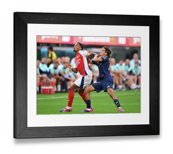 Framed Print : Arsenal FC v Manchester United - Pre-Season Friendly Framed Print : Arsenal FC v Manchester United - Pre-Season Friendly