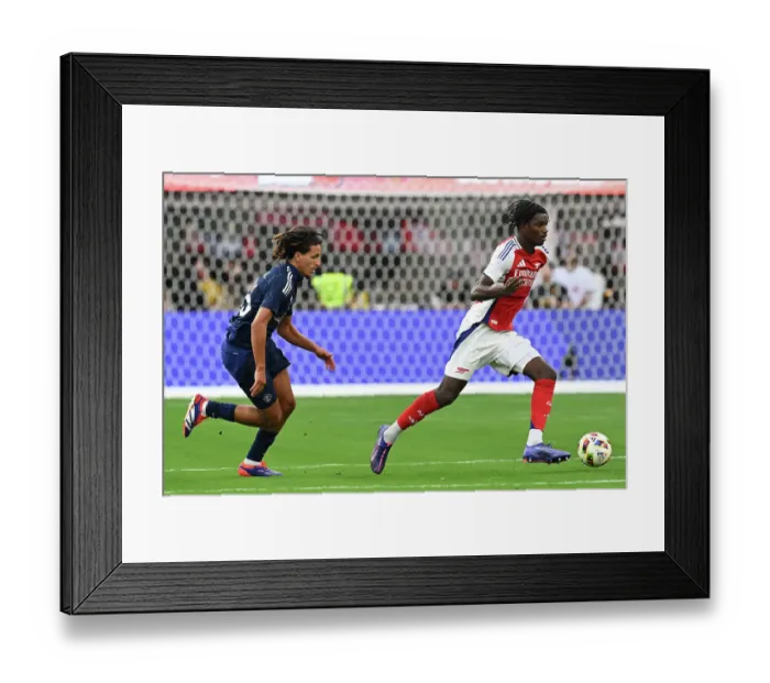 Framed Print : Arsenal FC v Manchester United - Pre-Season Friendly