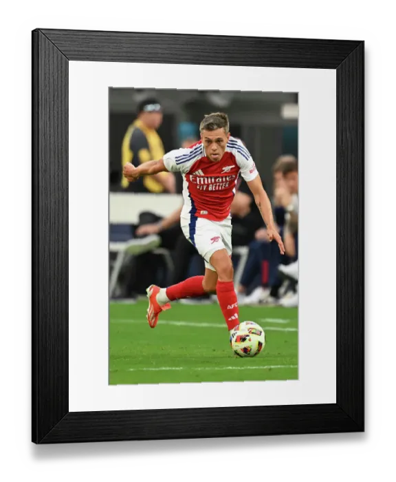 Framed Print : Arsenal FC v Manchester United - Pre-Season Friendly