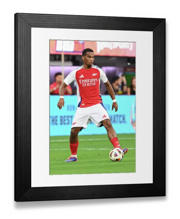 Framed Print : Arsenal FC v Manchester United - Pre-Season Friendly