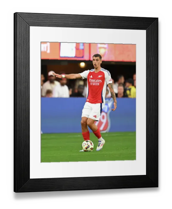 Framed Print : Arsenal FC v Manchester United - Pre-Season Friendly