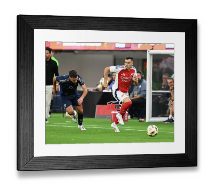 Framed Print : Arsenal FC v Manchester United - Pre-Season Friendly Framed Print : Arsenal FC v Manchester United - Pre-Season Friendly