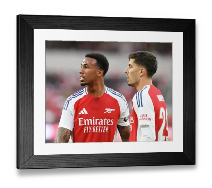 Framed Print : Arsenal FC v Manchester United - Pre-Season Friendly Framed Print : Arsenal FC v Manchester United - Pre-Season Friendly