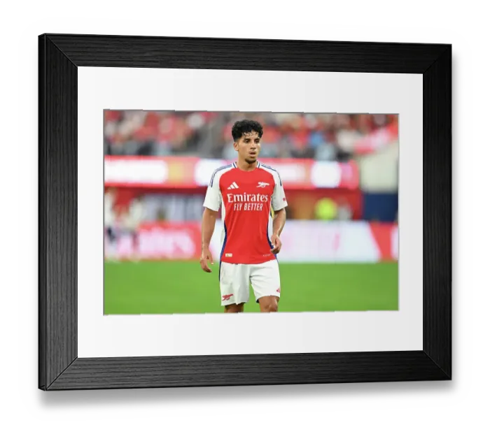 Framed Print : Arsenal FC v Manchester United - Pre-Season Friendly Framed Print : Arsenal FC v Manchester United - Pre-Season Friendly