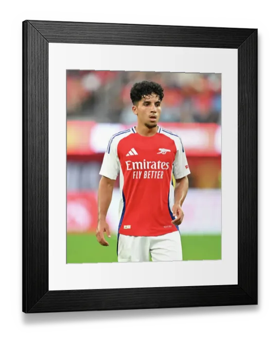 Framed Print : Arsenal FC v Manchester United - Pre-Season Friendly Framed Print : Arsenal FC v Manchester United - Pre-Season Friendly