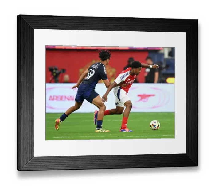 Framed Print : Arsenal FC v Manchester United - Pre-Season Friendly Framed Print : Arsenal FC v Manchester United - Pre-Season Friendly