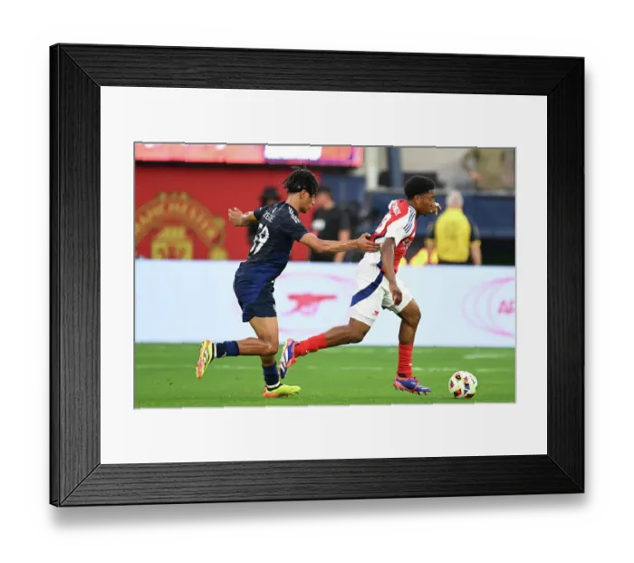 Framed Print : Arsenal FC v Manchester United - Pre-Season Friendly Framed Print : Arsenal FC v Manchester United - Pre-Season Friendly