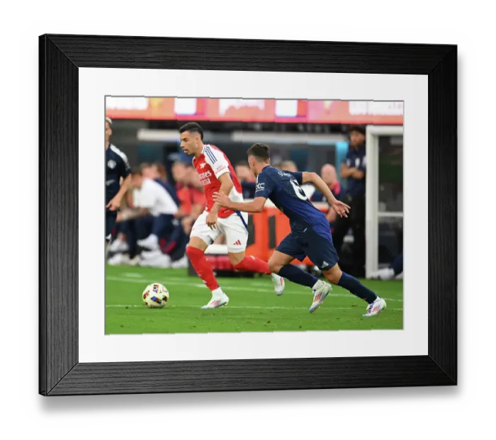 Framed Print : Arsenal FC v Manchester United - Pre-Season Friendly Framed Print : Arsenal FC v Manchester United - Pre-Season Friendly