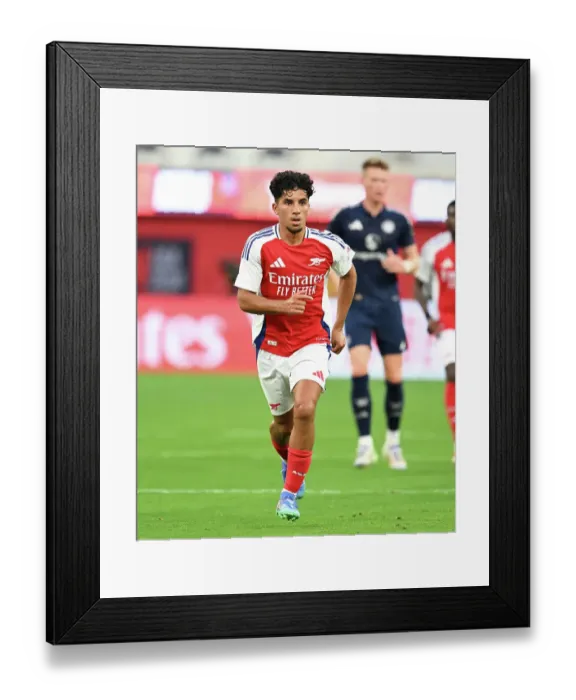 Framed Print : Arsenal FC v Manchester United - Pre-Season Friendly Framed Print : Arsenal FC v Manchester United - Pre-Season Friendly