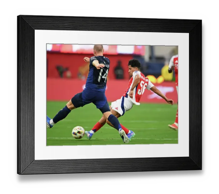 Framed Print : Arsenal FC v Manchester United - Pre-Season Friendly