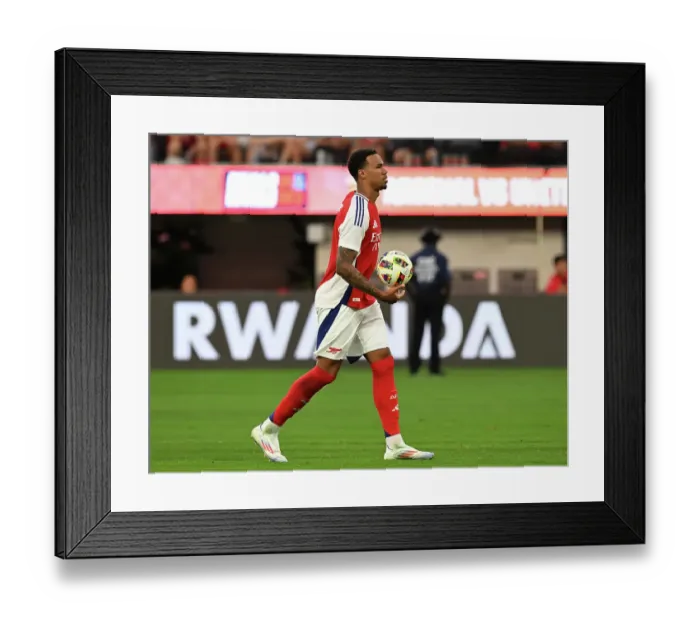 Framed Print : Arsenal FC v Manchester United - Pre-Season Friendly Framed Print : Arsenal FC v Manchester United - Pre-Season Friendly