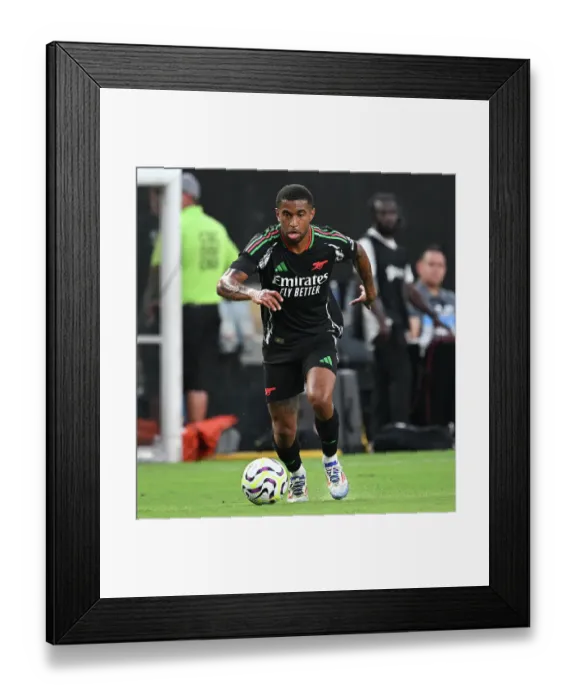 Framed Print : Arsenal FC v Liverpool FC - Pre-Season Friendly