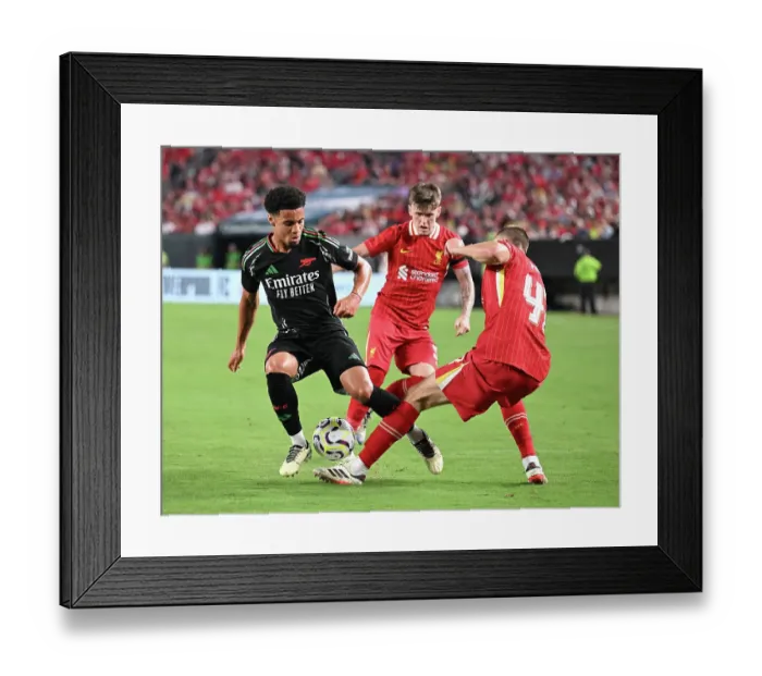 Framed Print : Arsenal FC v Liverpool FC - Pre-Season Friendly