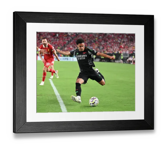 Framed Print : Arsenal FC v Liverpool FC - Pre-Season Friendly Framed Print : Arsenal FC v Liverpool FC - Pre-Season Friendly