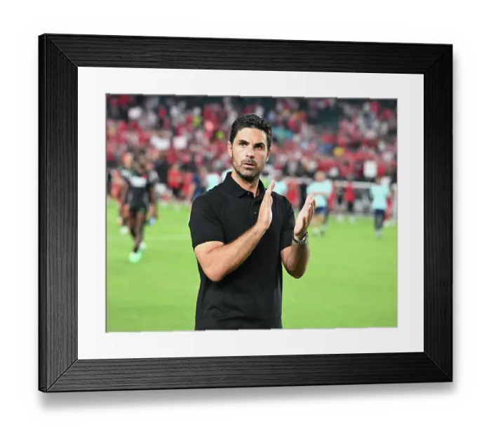 Framed Print : Arsenal FC v Liverpool FC - Pre-Season Friendly Framed Print : Arsenal FC v Liverpool FC - Pre-Season Friendly