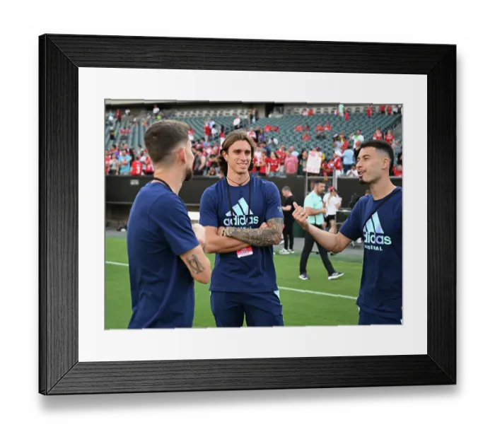 Framed Print : Arsenal FC v Liverpool FC - Pre-Season Friendly Framed Print : Arsenal FC v Liverpool FC - Pre-Season Friendly