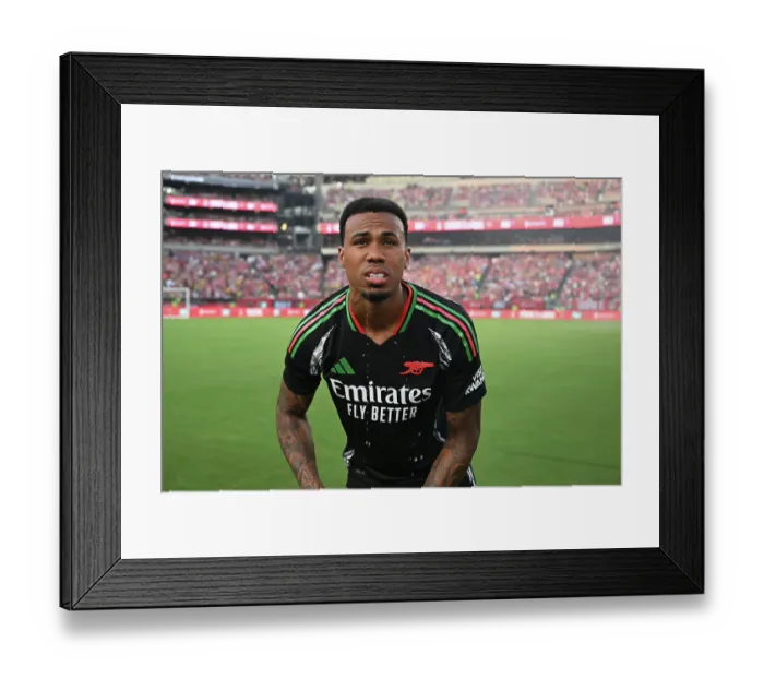 Framed Print : Arsenal FC v Liverpool FC - Pre-Season Friendly Framed Print : Arsenal FC v Liverpool FC - Pre-Season Friendly