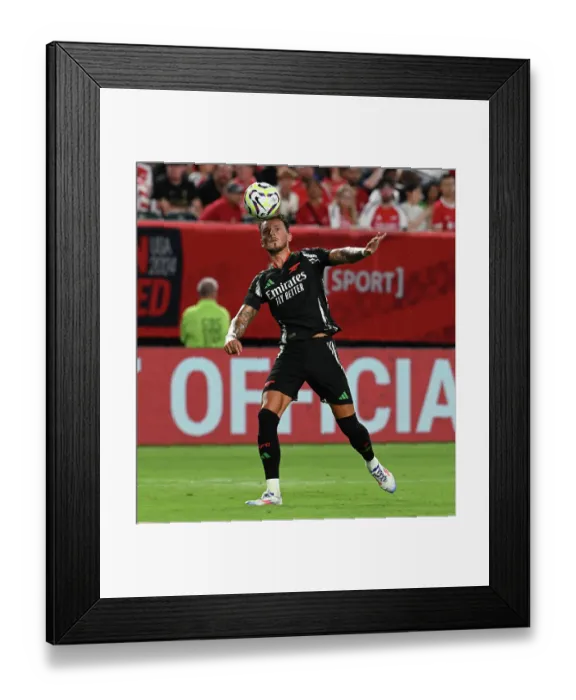 Framed Print : Arsenal FC v Liverpool FC - Pre-Season Friendly