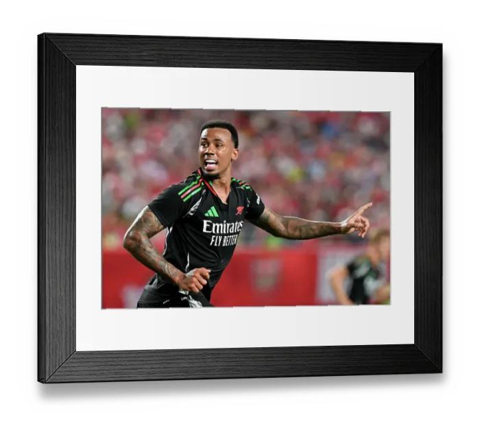 Framed Print : Arsenal FC v Liverpool FC - Pre-Season Friendly Framed Print : Arsenal FC v Liverpool FC - Pre-Season Friendly