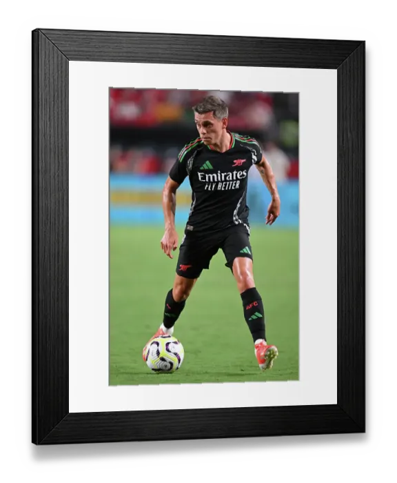 Framed Print : Arsenal FC v Liverpool FC - Pre-Season Friendly