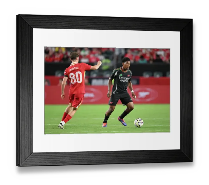 Framed Print : Arsenal FC v Liverpool FC - Pre-Season Friendly Framed Print : Arsenal FC v Liverpool FC - Pre-Season Friendly