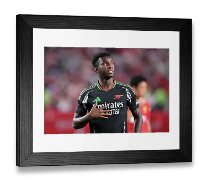 Framed Print : Arsenal FC v Liverpool FC - Pre-Season Friendly Framed Print : Arsenal FC v Liverpool FC - Pre-Season Friendly