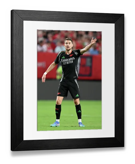Framed Print : Arsenal FC v Liverpool FC - Pre-Season Friendly Framed Print : Arsenal FC v Liverpool FC - Pre-Season Friendly