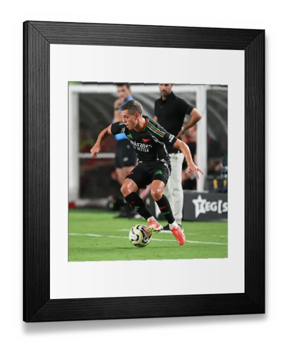 Framed Print : Arsenal FC v Liverpool FC - Pre-Season Friendly