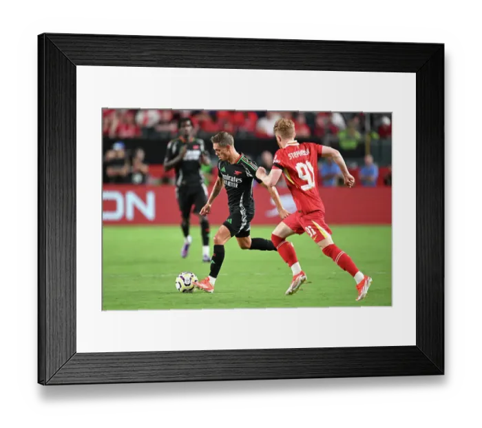 Framed Print : Arsenal FC v Liverpool FC - Pre-Season Friendly