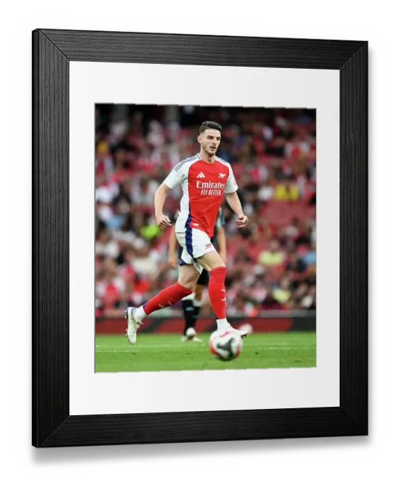 Framed Print : Arsenal v Bayer 04 Leverkusen - Pre-Season Friendly Framed Print : Arsenal v Bayer 04 Leverkusen - Pre-Season Friendly