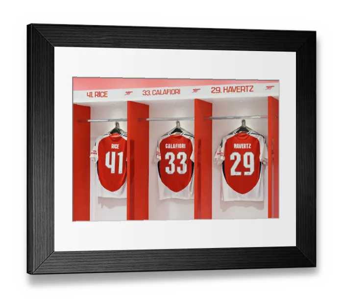 Framed Print : Arsenal v Bayer 04 Leverkusen - Pre-Season Friendly Framed Print : Arsenal v Bayer 04 Leverkusen - Pre-Season Friendly