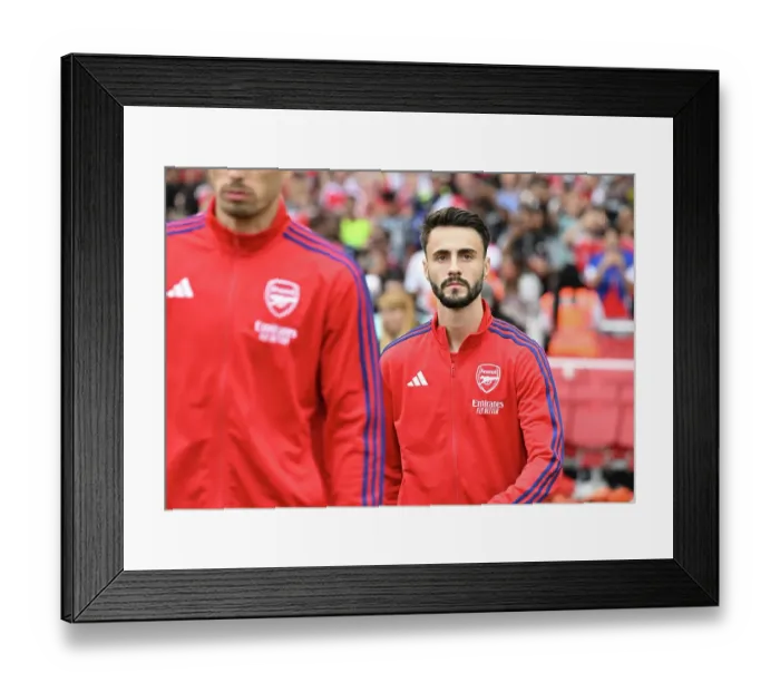 Framed Print : Arsenal v Bayer 04 Leverkusen - Pre-Season Friendly