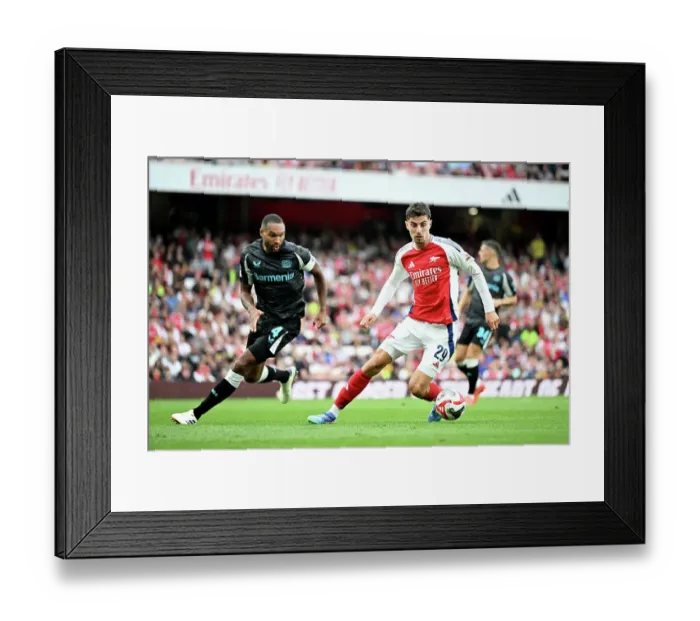 Framed Print : Arsenal v Bayer 04 Leverkusen - Pre-Season Friendly Framed Print : Arsenal v Bayer 04 Leverkusen - Pre-Season Friendly