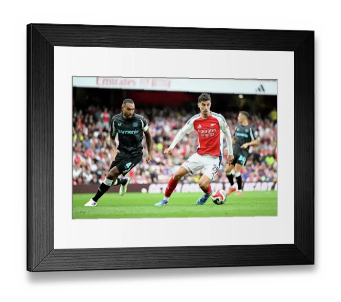 Framed Print : Arsenal v Bayer 04 Leverkusen - Pre-Season Friendly Framed Print : Arsenal v Bayer 04 Leverkusen - Pre-Season Friendly