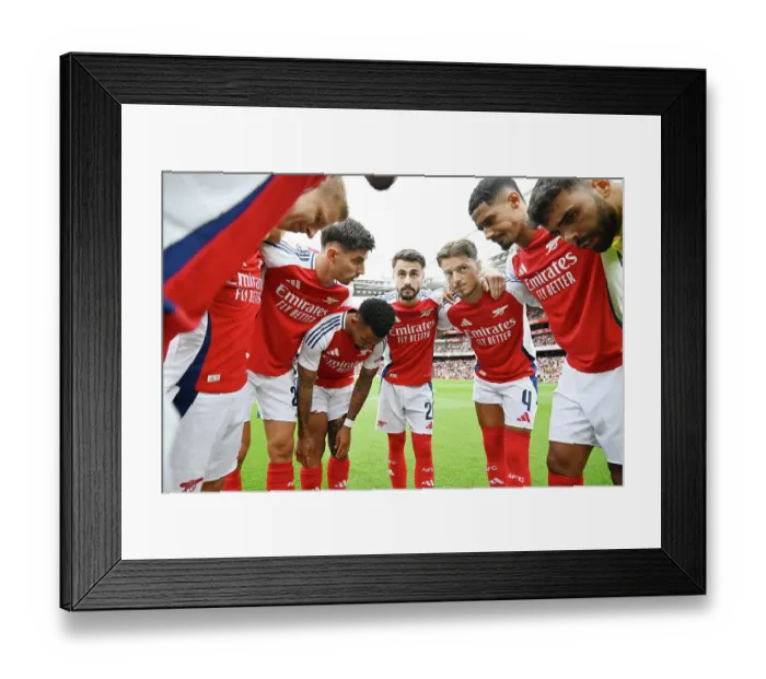 Framed Print : Arsenal v Bayer 04 Leverkusen - Pre-Season Friendly Framed Print : Arsenal v Bayer 04 Leverkusen - Pre-Season Friendly