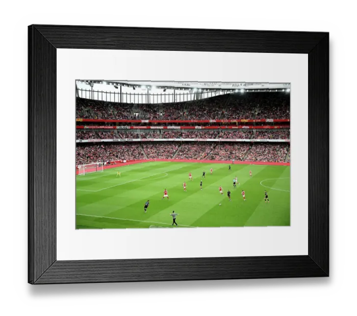 Framed Print : Arsenal v Bayer 04 Leverkusen - Pre-Season Friendly