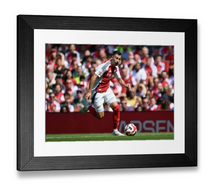 Framed Print : Arsenal v Olympique Lyonnais - Pre-Season Friendly Framed Print : Arsenal v Olympique Lyonnais - Pre-Season Friendly